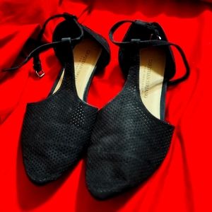 Flats black
